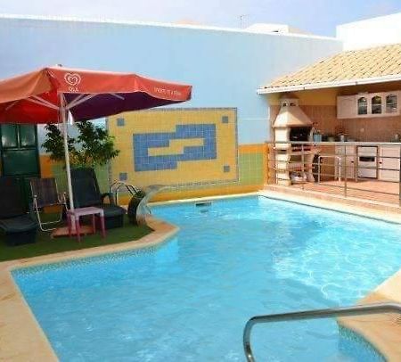 Praia Guest House Ngoại thất bức ảnh