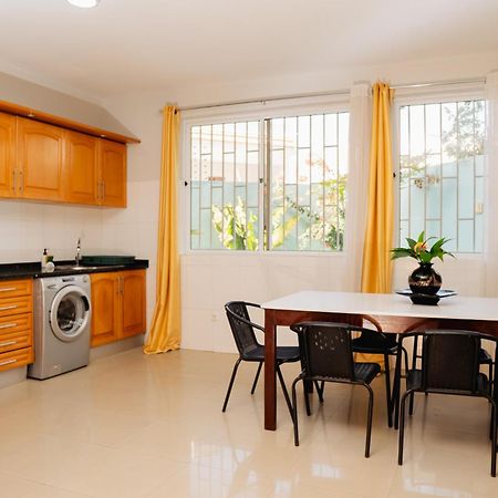 Praia Guest House Ngoại thất bức ảnh