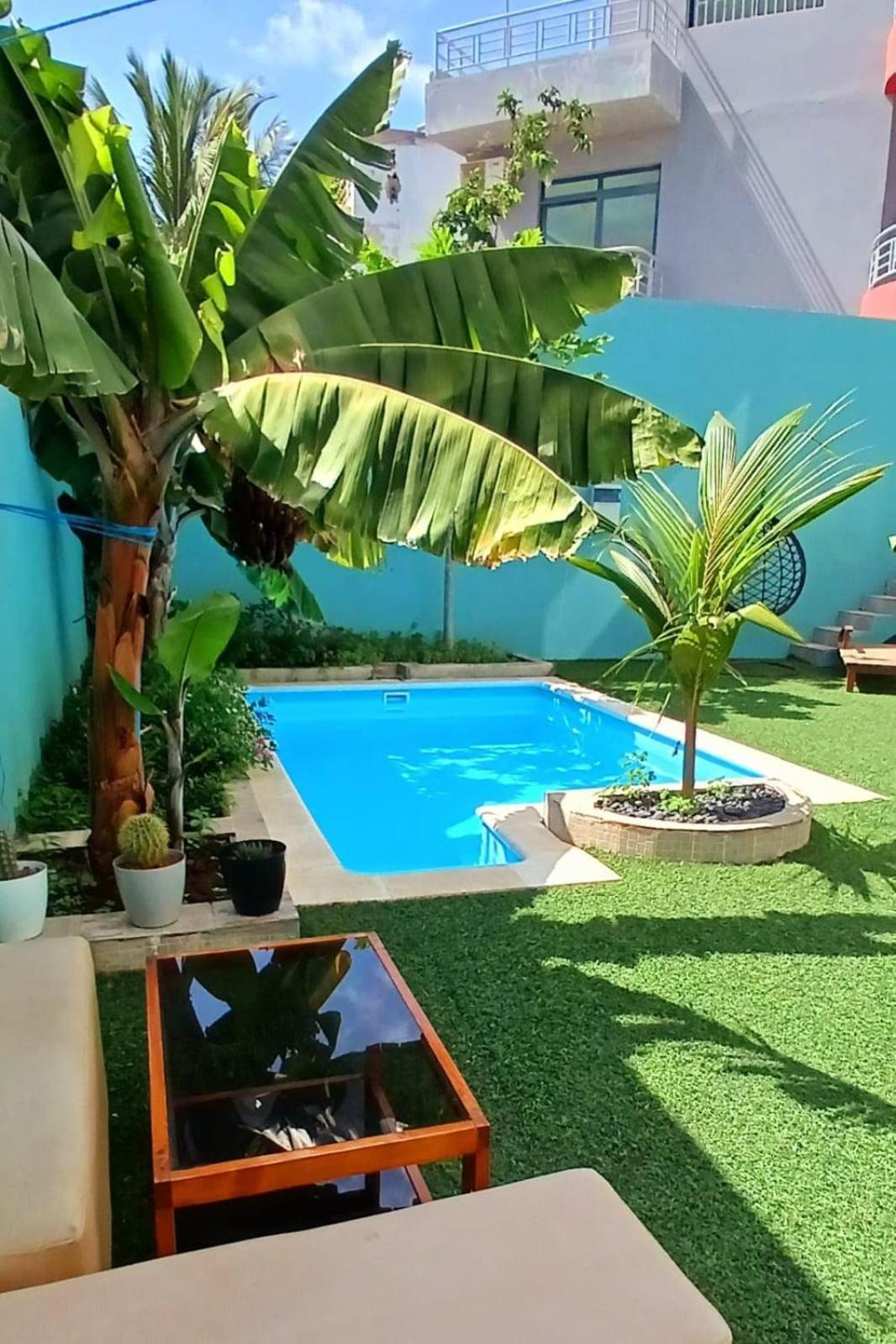 Praia Guest House Ngoại thất bức ảnh