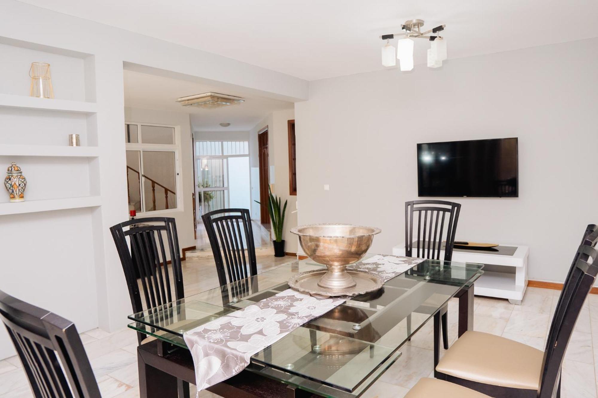 Praia Guest House Ngoại thất bức ảnh