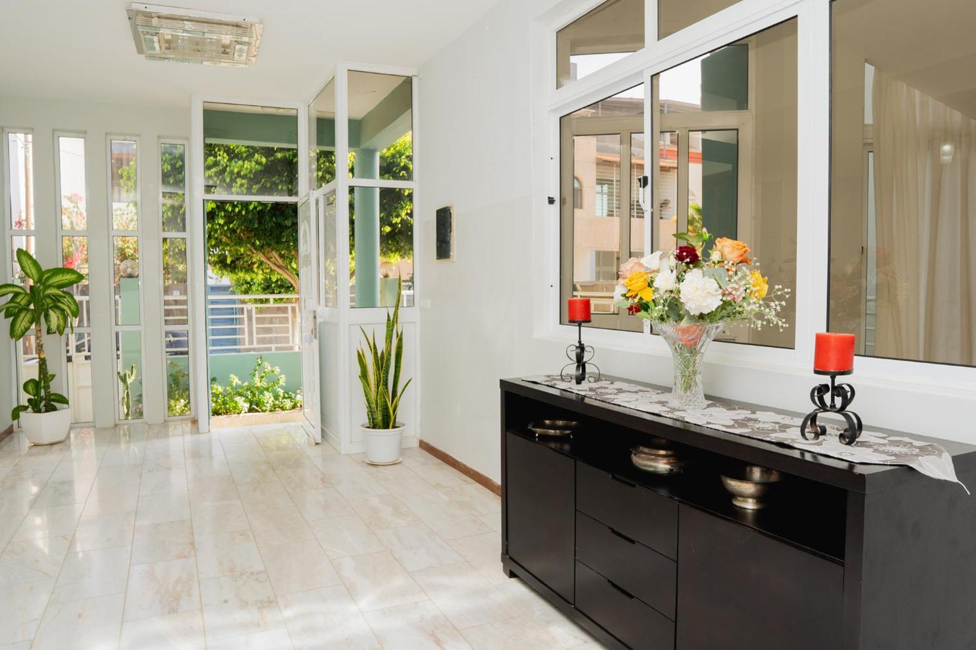 Praia Guest House Ngoại thất bức ảnh