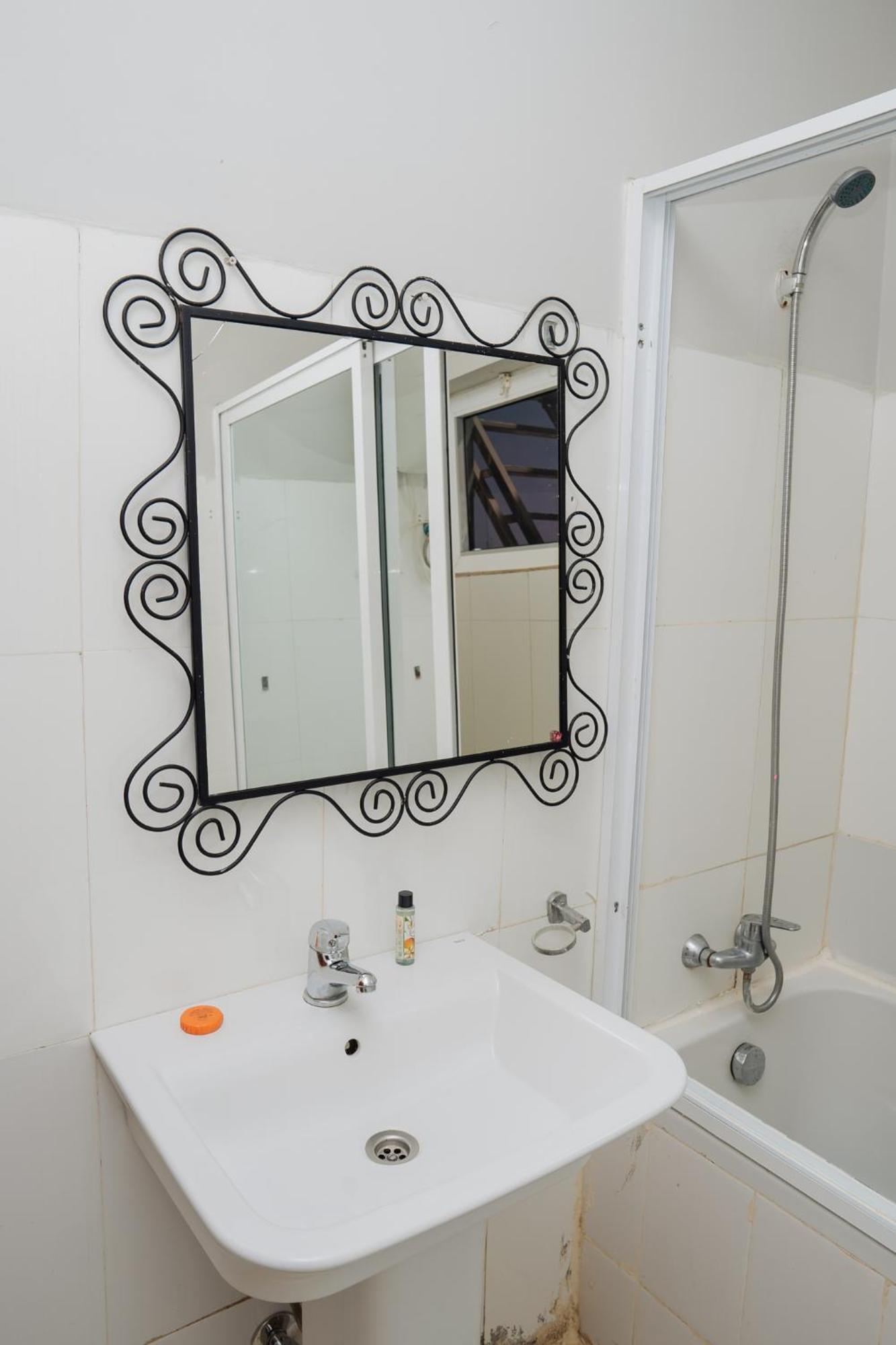 Praia Guest House Ngoại thất bức ảnh
